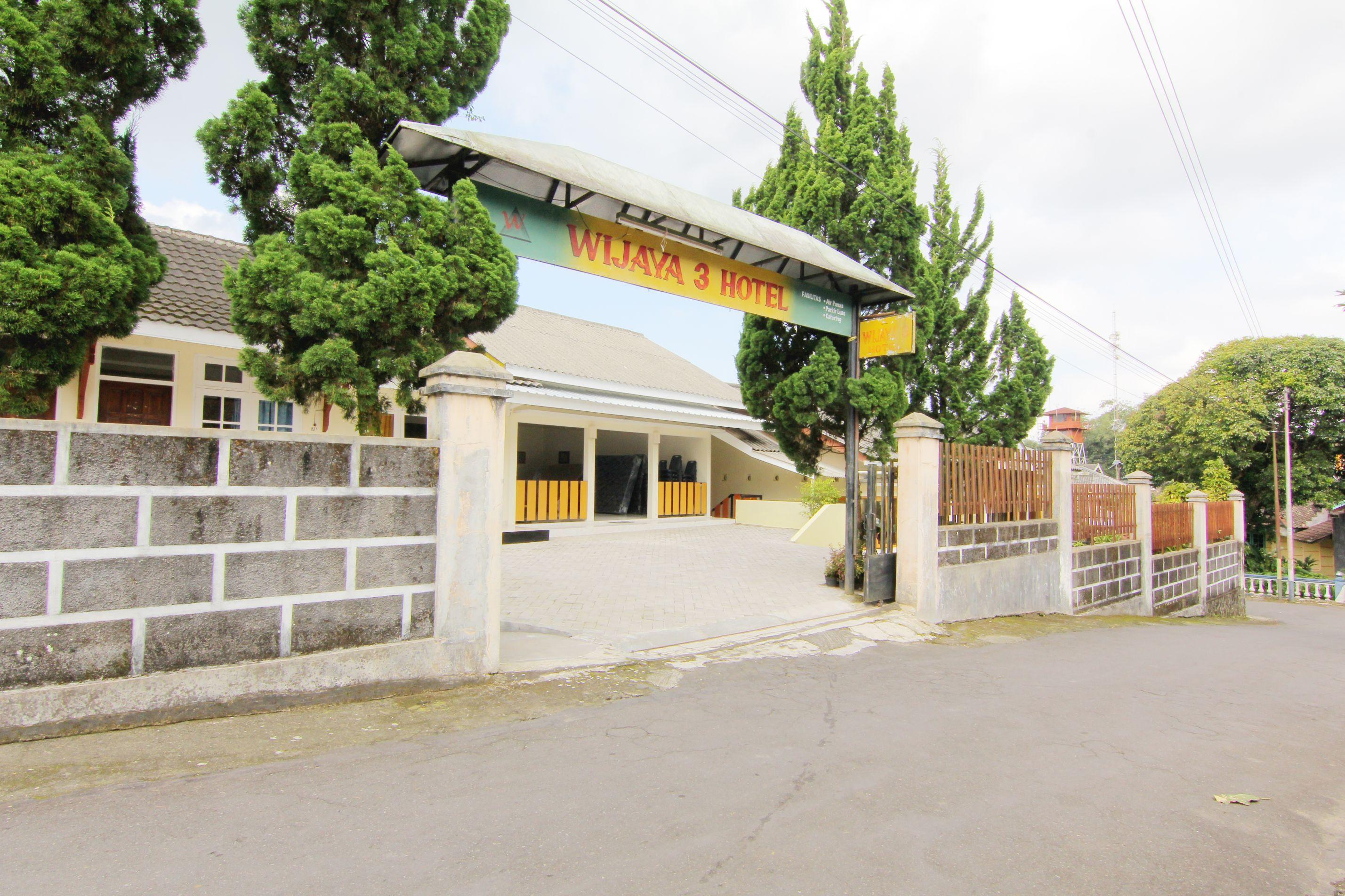Hotel Wijaya 3 Kaliurang Esterno foto